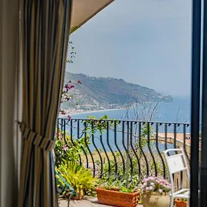 Old Memories House , Taormina Italy